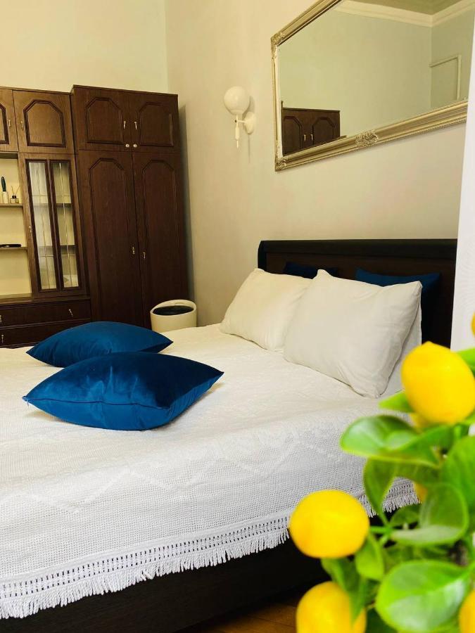 Centr Opera House 2 Rooms Lviv Luaran gambar